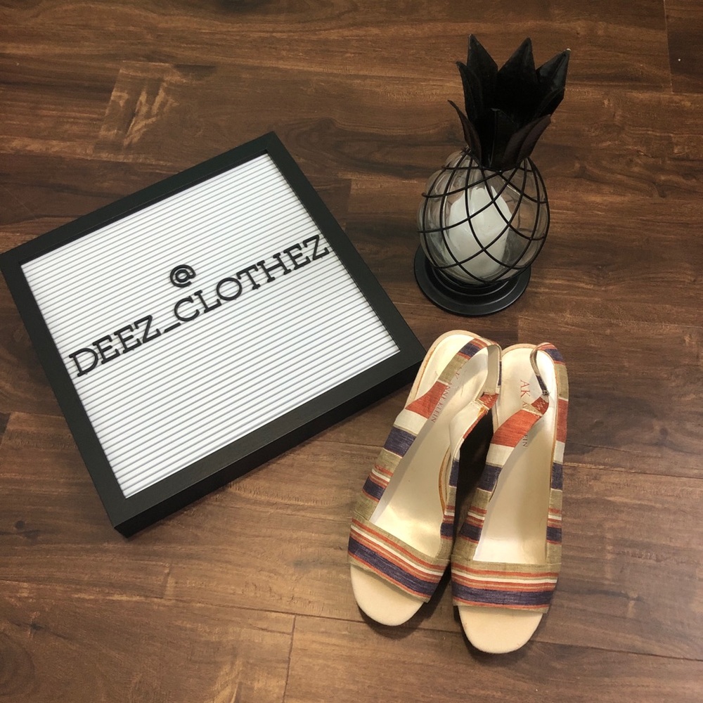 Striped Sling Back Wedges Size 7 - Picture 2 of 7